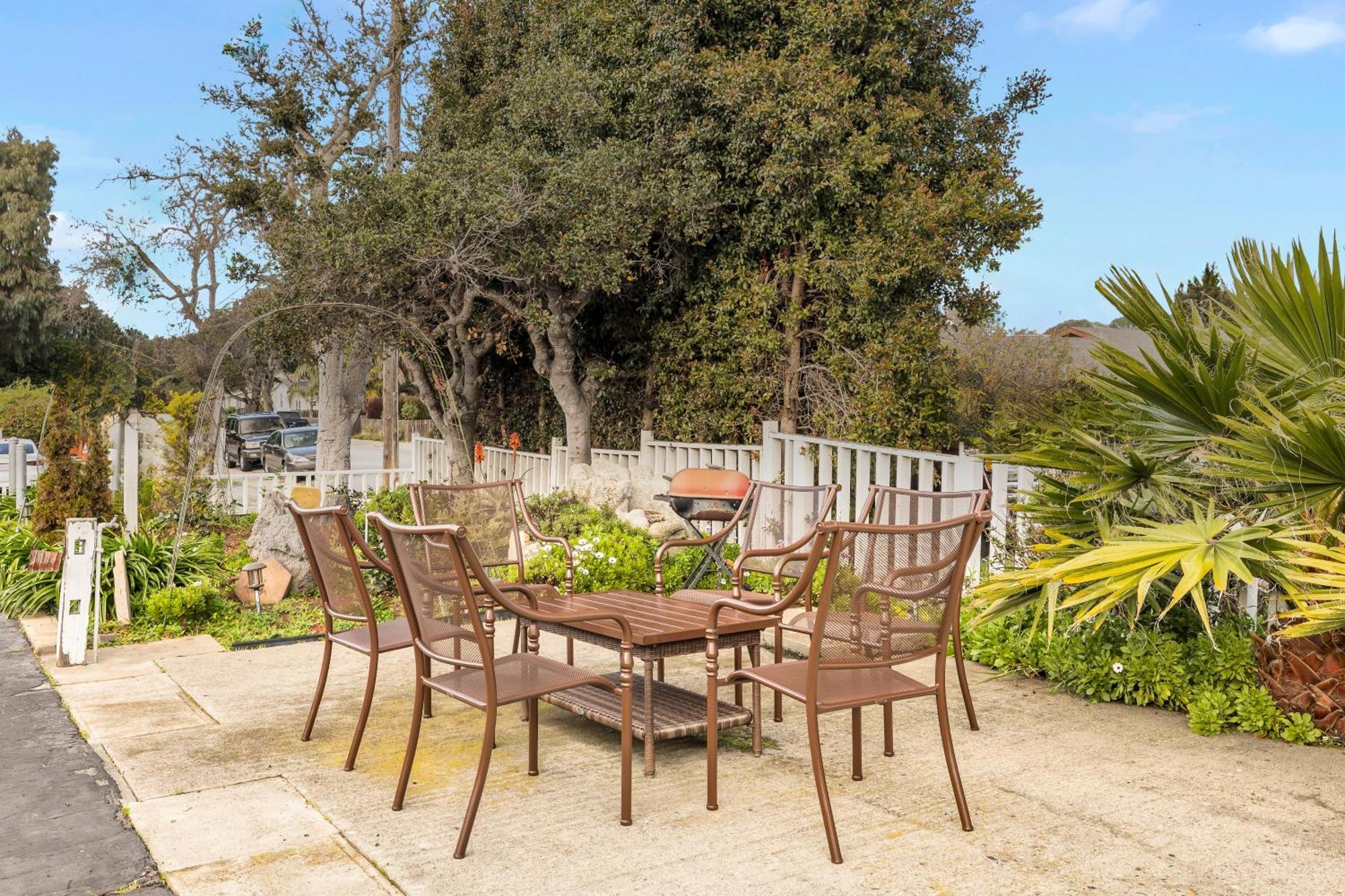 Scottish Fairway Inn Monterey Exterior foto